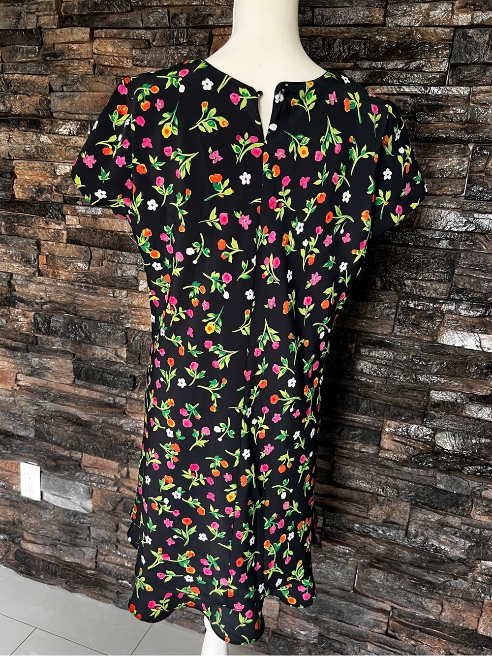 Black Floral Short Sleeve Swing Dress - Bright Pink, Red & Green Print - Picture 3 of 9